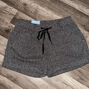 NWT Old Navy Black & White Casual Shorts